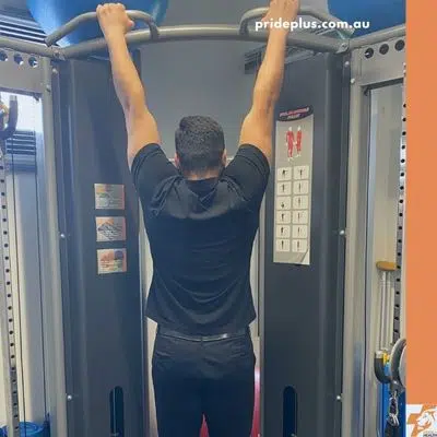 dead hang pull up exercise demonstrated by pascoe vale physiotherapist